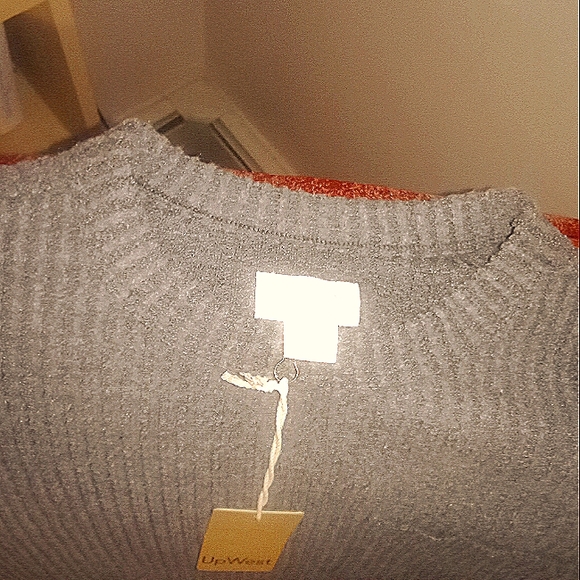 Grey sweater set - Picture 2 of 4